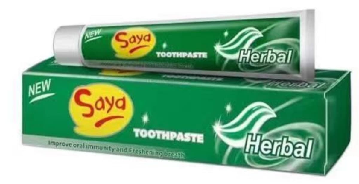 Toothpaste product photo
